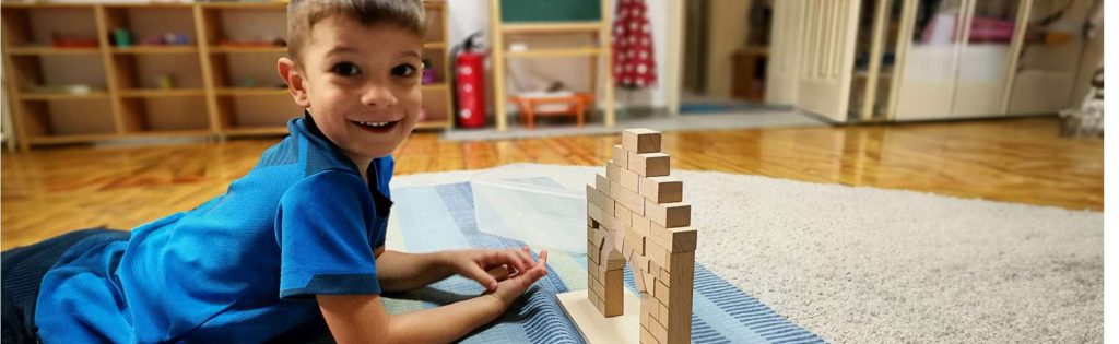 roman arch montessori